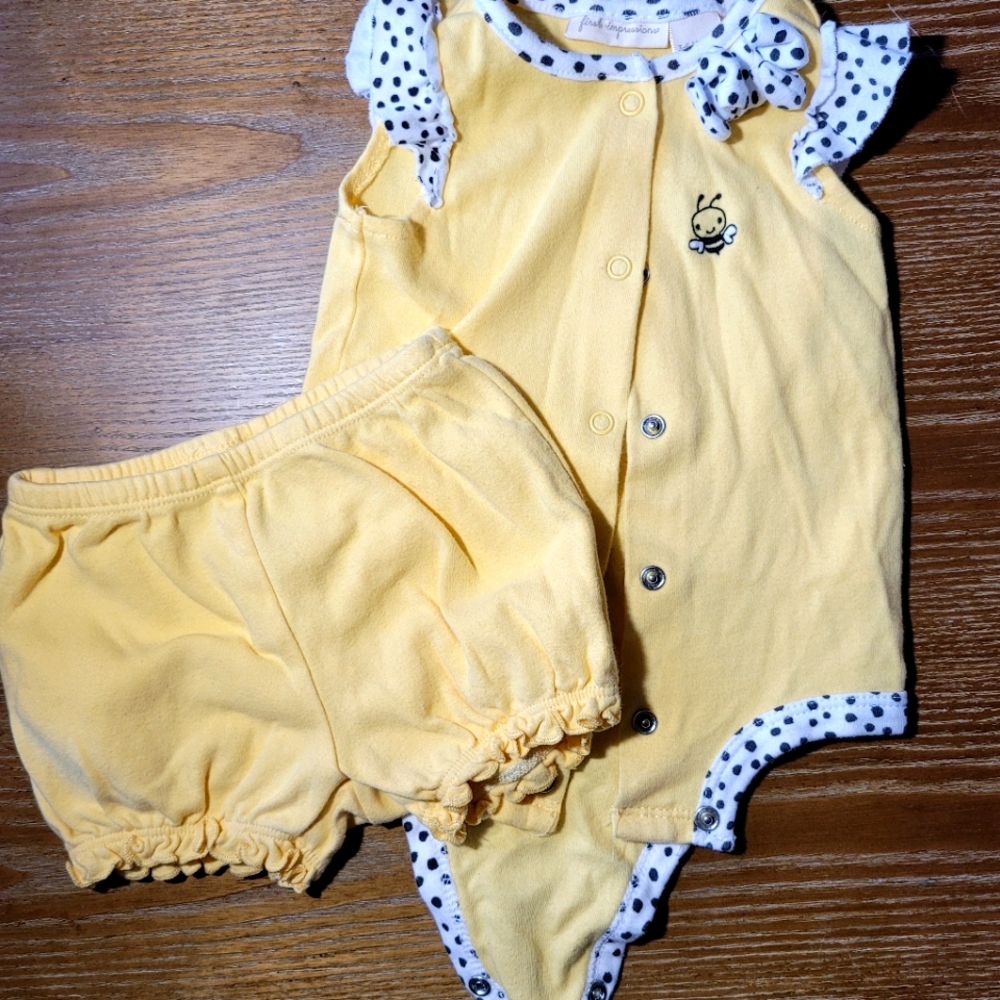 Bumblebee outfit with shorts
